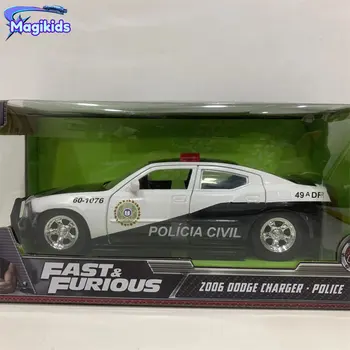 1:24 2006 Dodge Nabíjačku policajné auto Vysokej Simulácia Diecast Auto Kovové Zliatiny Model Auta detské hračky kolekcia dary
