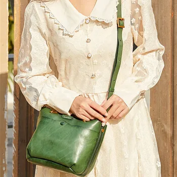 Módne originálne kožené dámske roztomilé malé kabelky vintage návrhár luxusných skutočné cowhide strany ženské rameno messenger taška